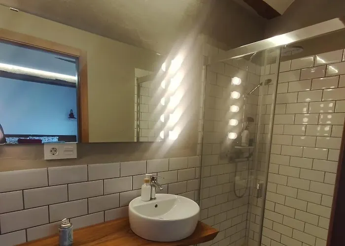 Casa De Deseos * Villambistia